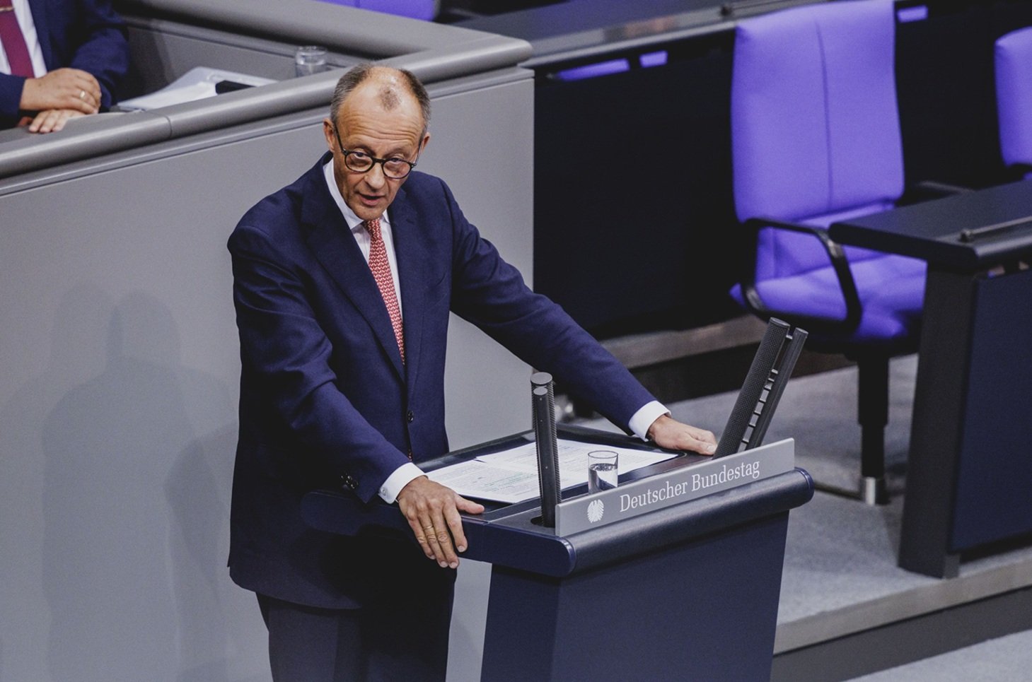 المستشار الألماني يؤكد أهمية منح حكومة كييف الضمانات الأمنية اللازمة 