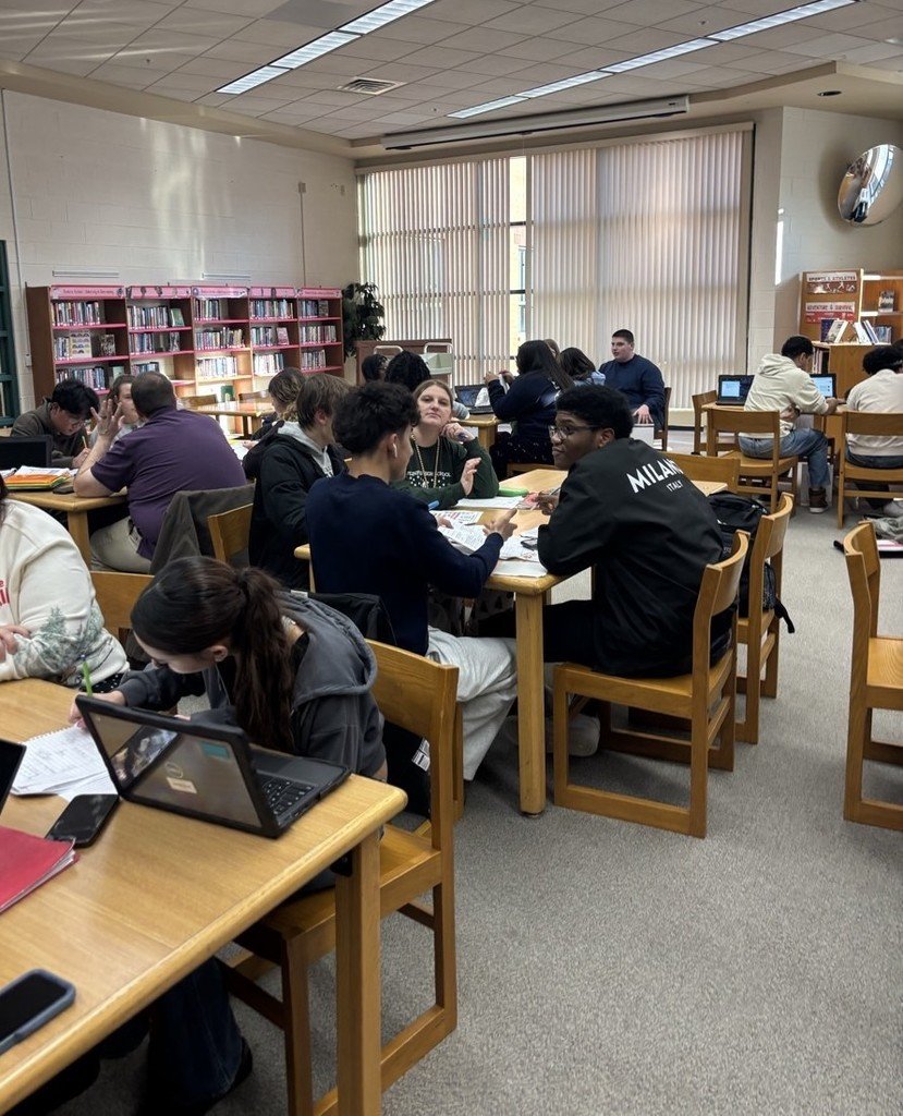 PHSCCADMIN's tweet image. Both students and teachers staying after school this week to further prepare for final exams.  Thanks to NHS for making our Cocoa  &amp;amp; Cram event possible!