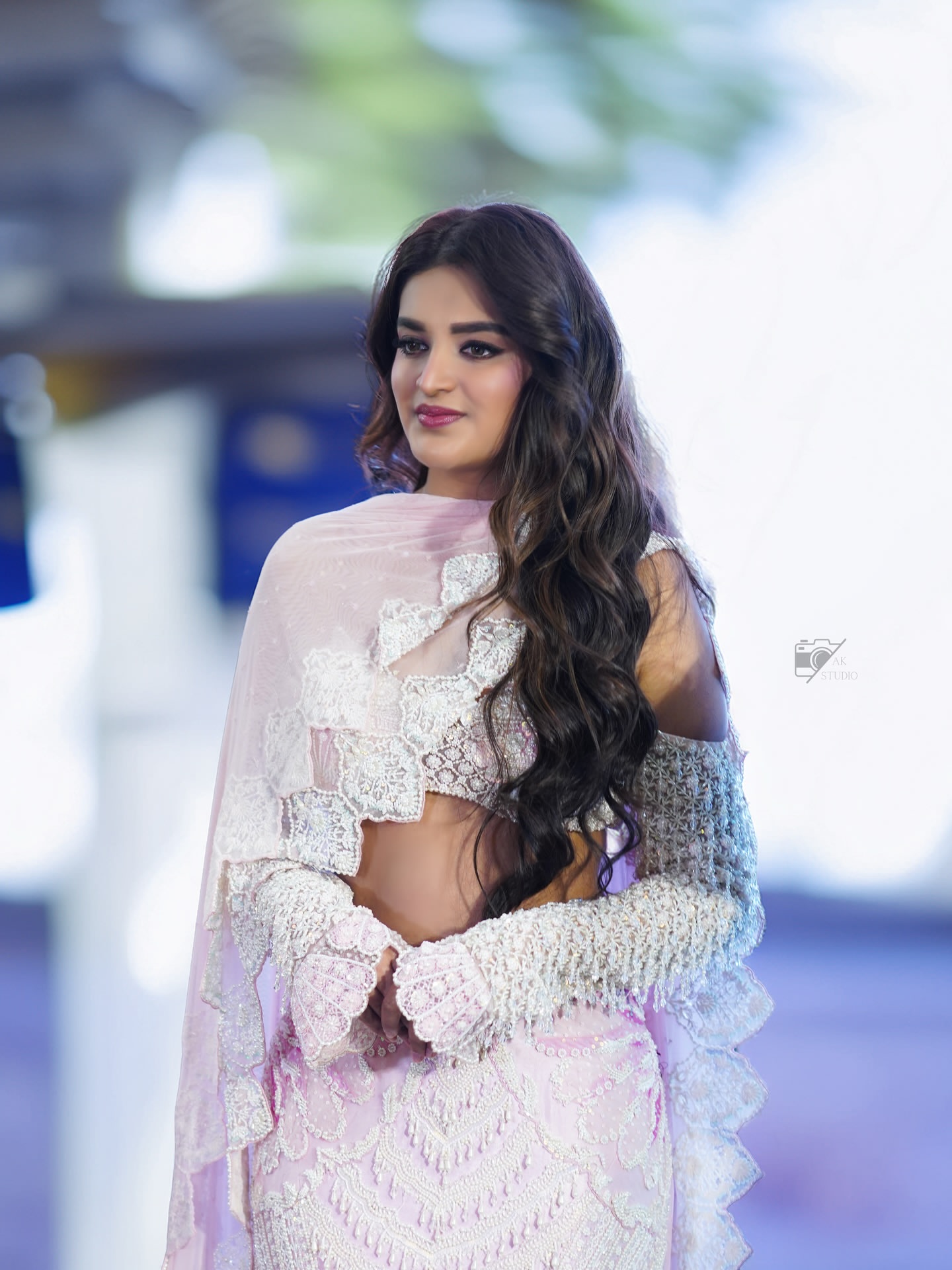 G8ZAystakAM6Z6a?format=jpg&name=large