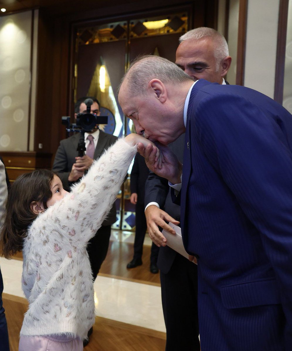 Bir babadır bizim için..♥️