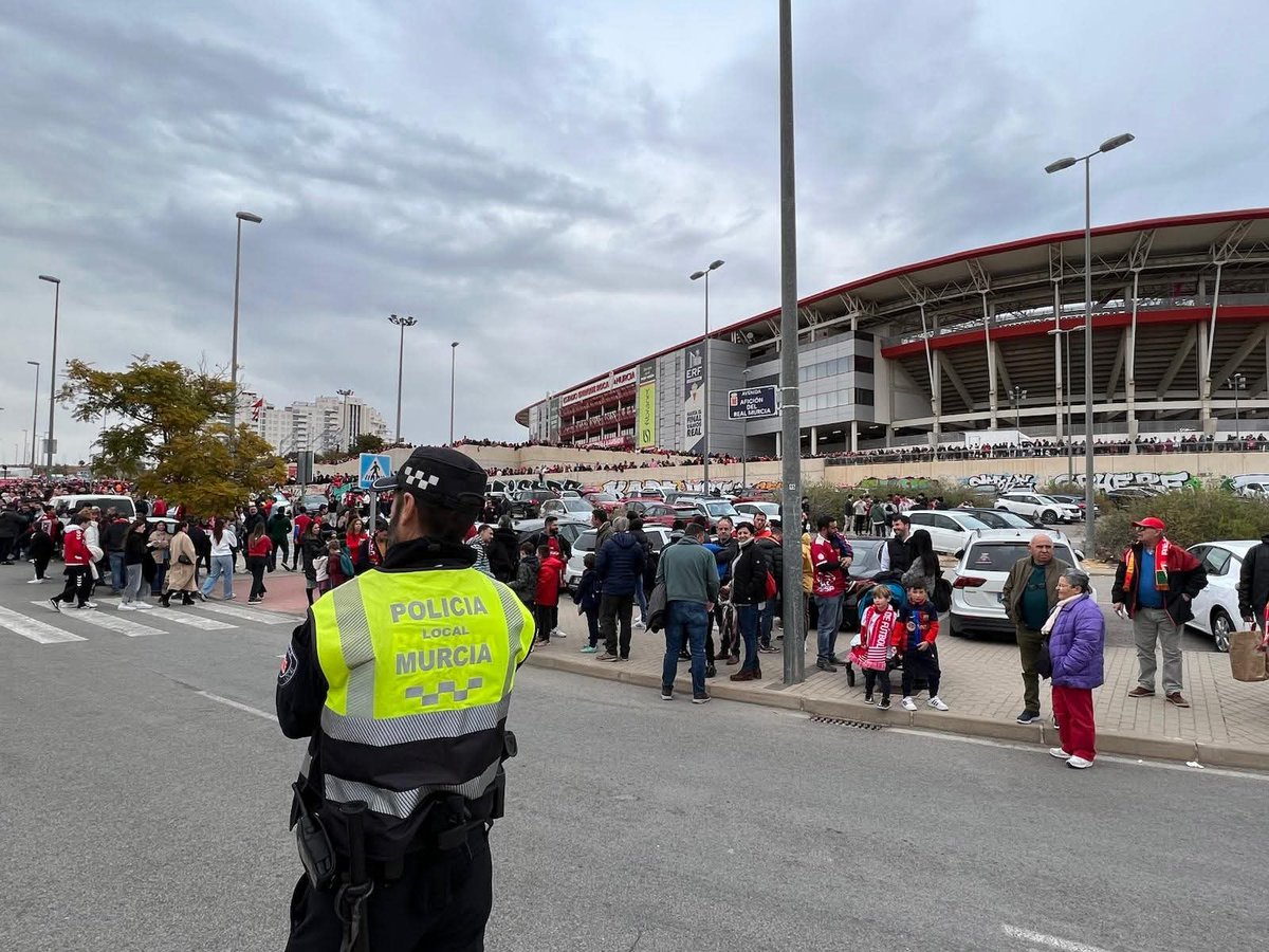 ⚽️ El Ayuntamiento habilitará carriles adicionales y reforzará el transporte público tras el partido del <a href="/realmurciacfsad/">Real Murcia CF</a>.

🚈 Hasta 6 tranvías en 45 minutos a la salida del partido y se retrasa la hora de finalización del servicio.

ℹ️ centromedios.murcia.es/PUBLICO/NotaPr…