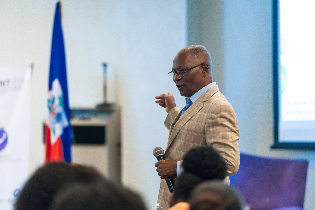 RANKONT-ÉDU tweet media