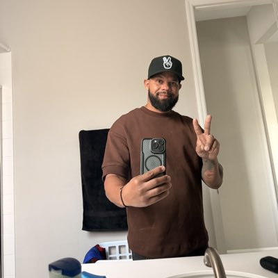 allenramirez10's tweet photo. #NuevaFotoDePerfil #eldela🅰️✌🏻😎 https://t.co/LGs4DPomXw