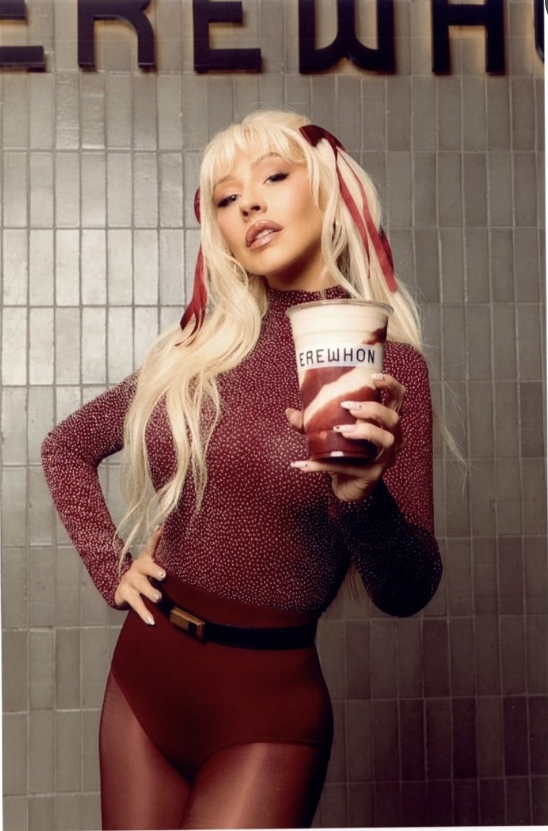 ron_mico's tweet photo. Christina Aguilera for Erewhon ❤️ https://t.co/HKvcdxJBBQ