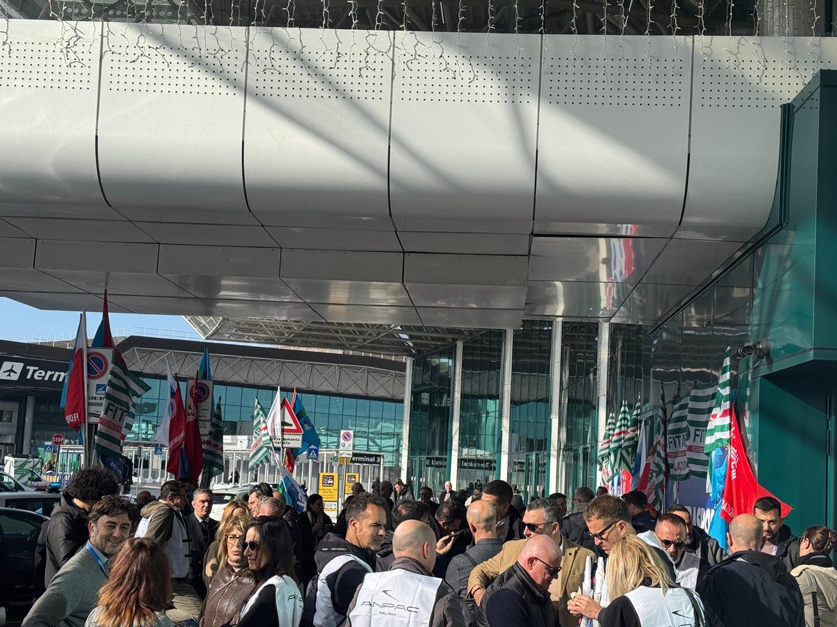 FitCisl's tweet image. #17dicembre ✈️ @ITAAirways ,  #sciopero con adesione altissima conferma necessità di riaprire subito il confronto 

👥 La straordinaria partecipazione allo sciopero, con punte vicine al 90% tra personale di volo e di terra, è un segnale chiaro e responsabile da parte delle…