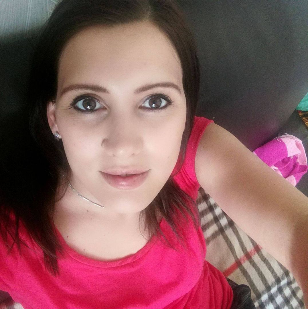 FrauenDaten's tweet photo. User: Hahn 
Leipzig, SN,

Ich gehe gerne aus, treffe neue Leute und bin auch sonst recht aufgeschlossen. Im Moment denke ich eher weniger an eine eigene Familie, will noch meinen Spaß haben und einige Dinge erleben.
Geht es dir ähnlich? Dann schreibe mir.

#single #flirt #date #chat