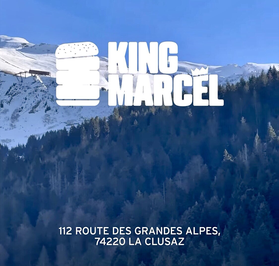 KingMarcelFan's tweet photo. Bonne nouvelle ! #KingMARCEL est de retour à la Clusaz ! Au cœur du village avec vue sur les pistes ⛷️👍, un nouveau logo, une nouvelle ambiance et une carte gourmande. 
Bref, vous savez "ski" vous reste à faire pour des Burgers et délices au bon air de la montagne... 🍔🍟🥤☕🧇 https://t.co/cDqGiWZJK3