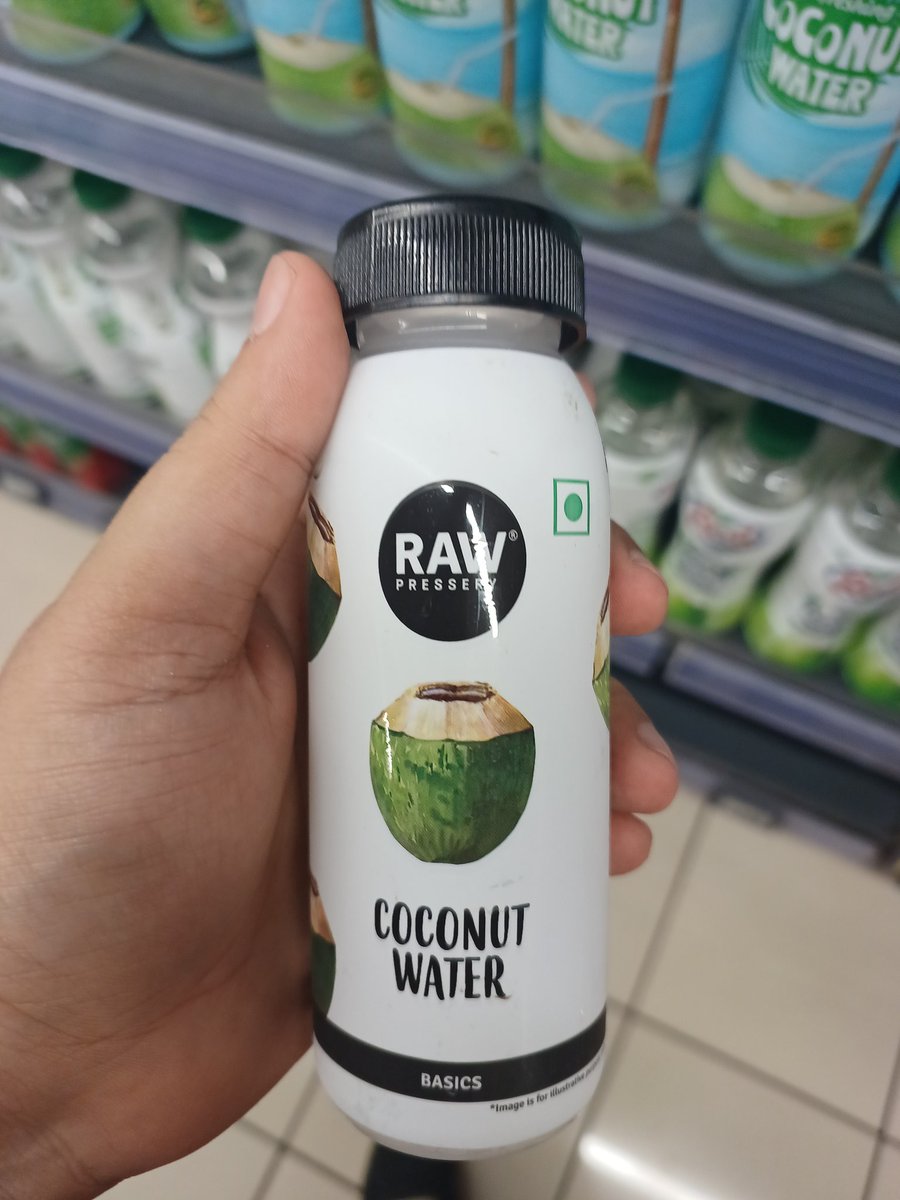 prabs_01's tweet photo. @TrustifiedIndia @foodpharmer2 can you guys do a video on purity/adultery of coconut water

Raw claims to be 100% coconut water while the rest say water + 9% coconut concentration and preservatives. 

How's that pure coconut water? https://t.co/W77LS93XTe