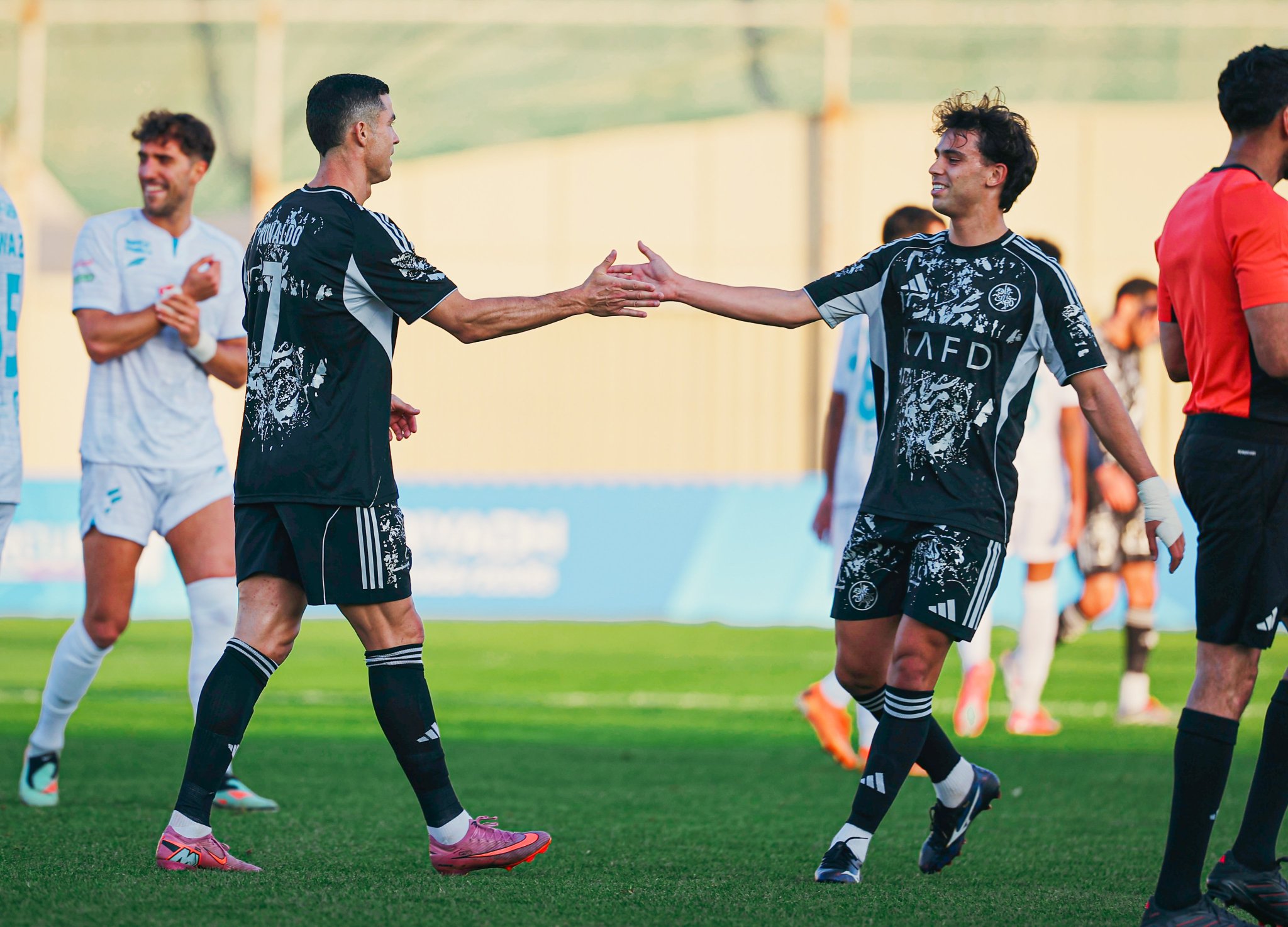 لقطات من مباراة النصر الفتح ويظهر النصر بالطقم الجديد #مباراة_تجريبية 