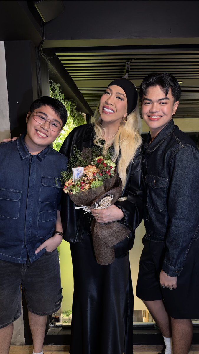 adriandmolina's tweet image. NAINVITE LANG NAMAN TAYO SA SPECIAL ADVANCED SCREENING CALL ME MOTHER!! ONE WORD: ANLALA!!!

TAMANG FORMULA TALAGA PAG VICERAL + ROBLES LANA!! @vicegandako @StarCinema #CallMeMother