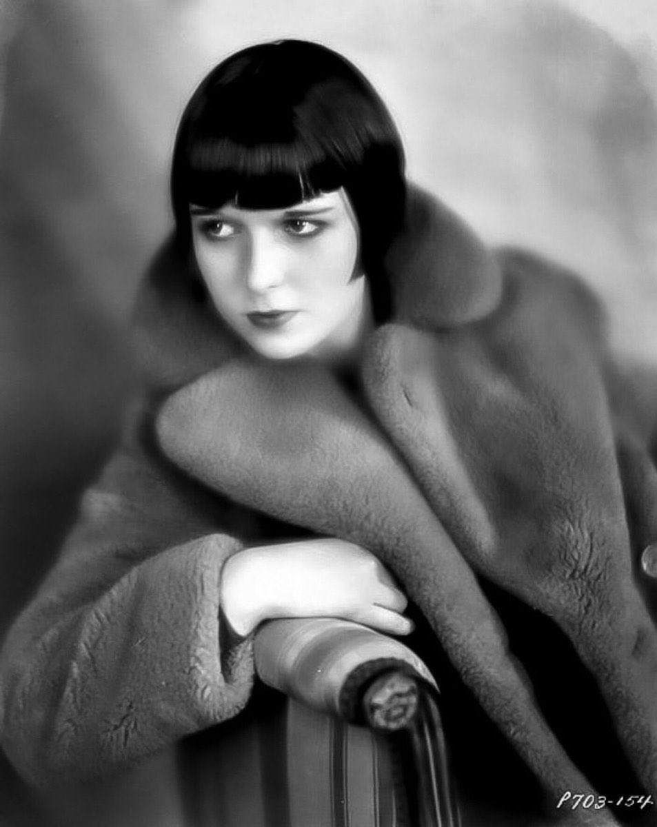 ForeverLouiseB1's tweet image. Louise by Eugene Robert Richee, 1927.