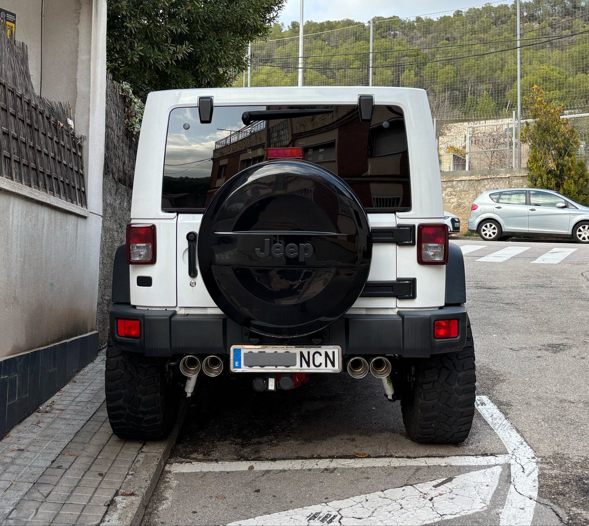 m4rtinsgarage's tweet image. Hay gente que sí que sabe comprar coches. 😎 ¿Opiniones? #Jeep #JeepWrangler #JeepRubicon