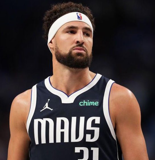 esidery's tweet image. The Mavericks are actively exploring trade scenarios involving Klay Thompson.

Thompson, who’s under contract through 2026-27, is open to finishing out his career playing for a title contender.

Thompson’s contract includes a 15% trade kicker, which he would likely need to waive.