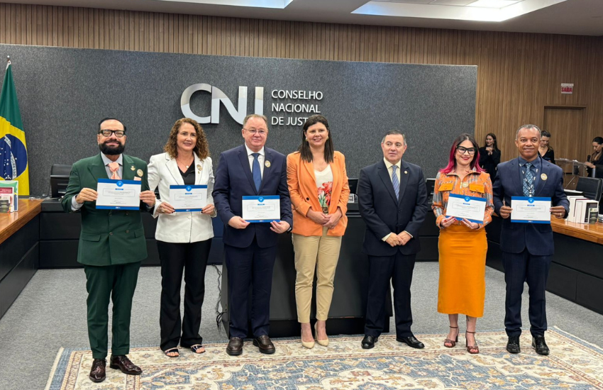TJPR recebe pelo segundo ano consecutivo o Selo de Linguagem Simples. Reconhecimento nacional destaca ações do Tribunal para uma Justiça mais clara e acessível.