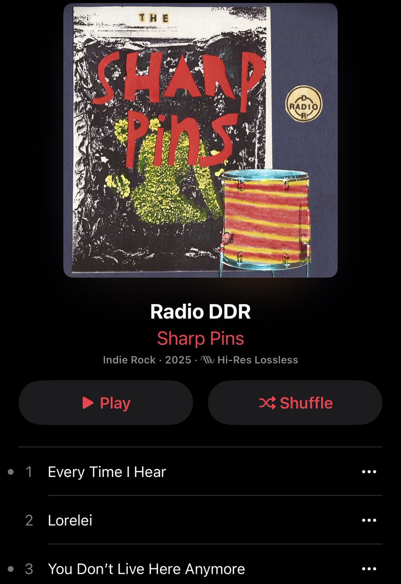 ProfesorDelBeat's tweet image. Escuchando un discazo de 2025 del llamado género indie, pero del género indie de los tiempos de antes, de los 2000les y así, y ahora se a que suena la nostalgia por aquella nostalgia dosmilera