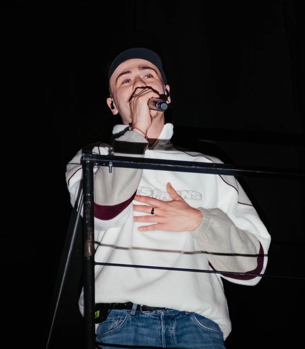 nickystarr75's tweet image. mv escorté par la police carrément pour être le 17e cadeau de Caen