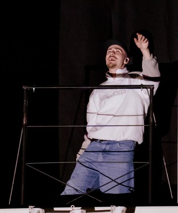 nickystarr75's tweet image. mv escorté par la police carrément pour être le 17e cadeau de Caen