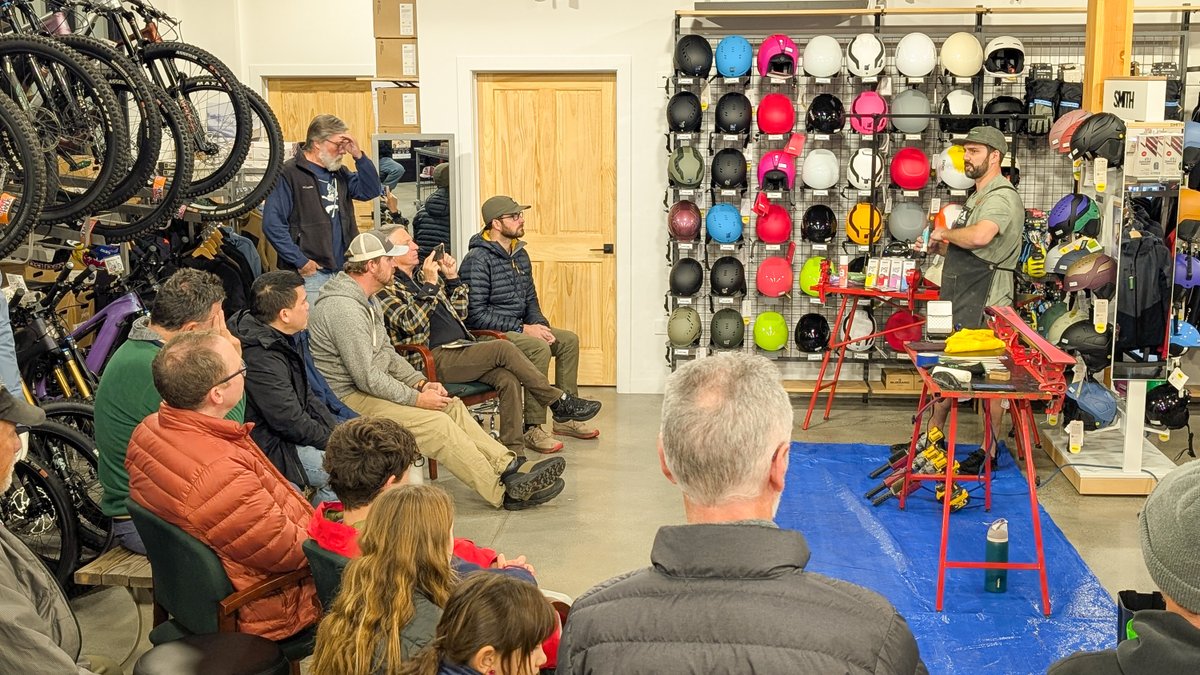 starthaus's tweet photo. Reminder 🚨 Our Advanced Tuning Clinic is this Saturday!

Join our lead tech Brandon Sims (@tahoeskitech) on December 20, from 6-8 PM at the shop for the most detailed clinic of the series! 

Click here to view the full schedule. ➡️ https://t.co/iXeTWRfLTy https://t.co/39SubqxGcr
