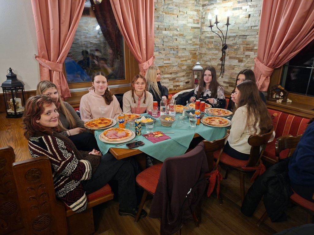 St Mogue's College tweet media