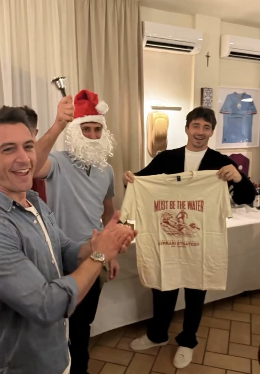 THE TEAM GIFTING CHARLES A 'MUST BE THE WATER' SHIRT OMGG😭❤️