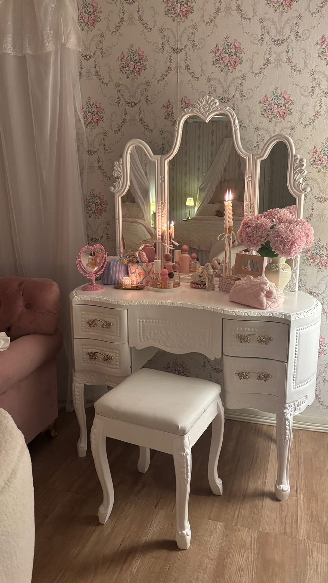 𝘉𝘢𝘺𝘥𝘢.⊹𝜗𝜚⋆ . tweet media