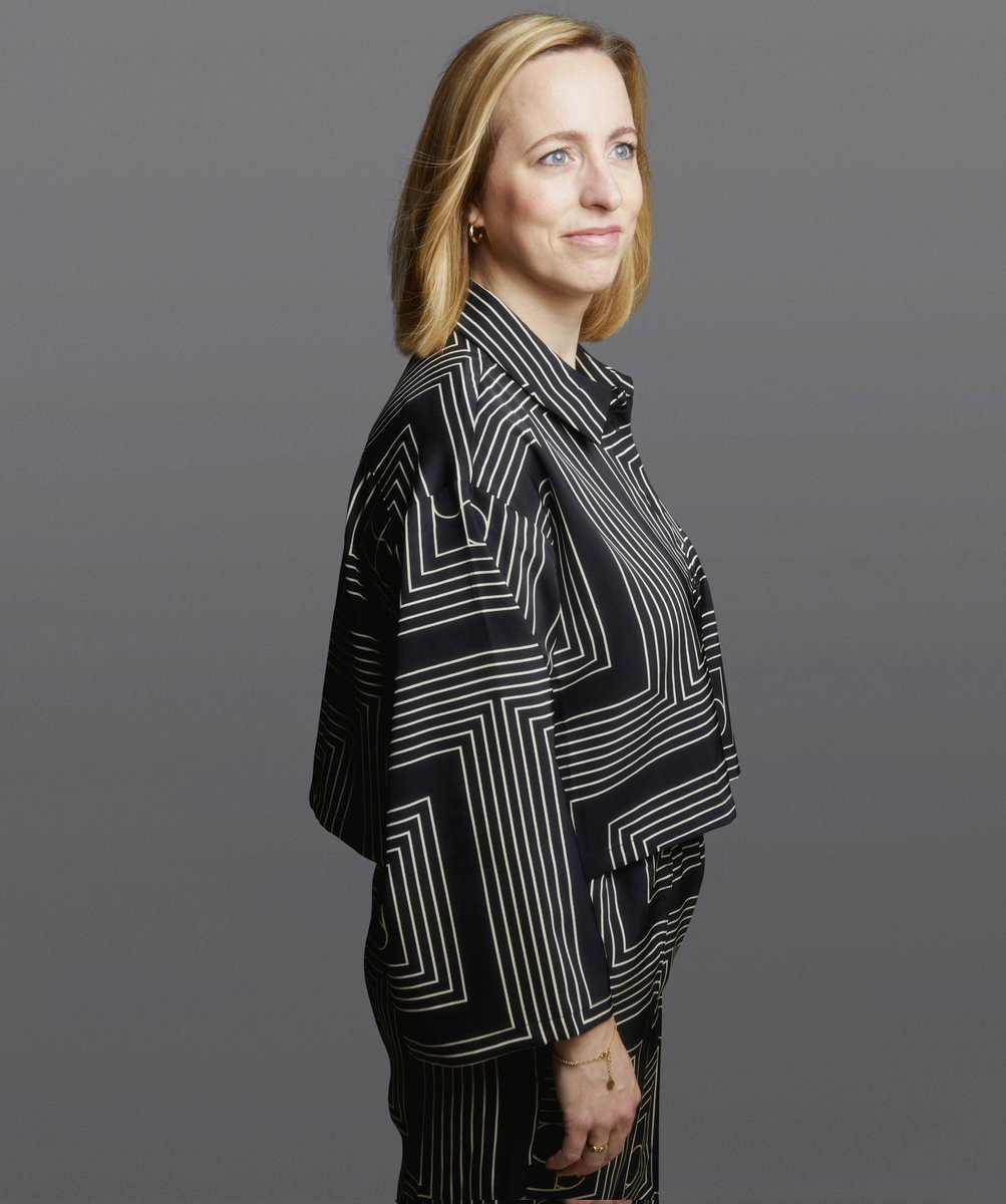 En koop allemaal de LINDA morgen, met een foto en interview met ondergetekende 🤩

Fotografie: <a href="/evaroefs/">eva</a>
Styling: @lidewijmerckx
Hair and make-up: <a href="/EllenRomeijn/">Ellen Romeijn</a>
Chef beeld: <a href="/karenschoolland/">Karen Schoolland</a>
Productie: @fleurkolfschoten
Interview: <a href="/saramadou/">Sara Madou</a> 
<a href="/LINDAmagazine/">LINDAmagazine</a>