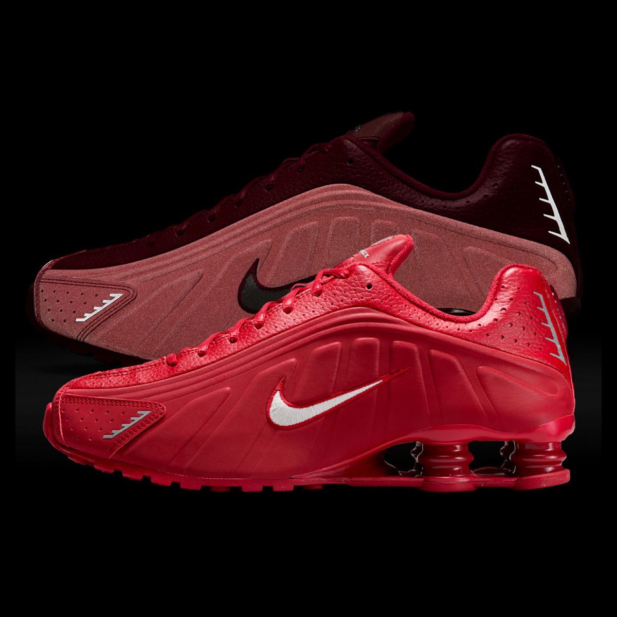 SBDetroit's tweet photo. Nike Shox R4 “Red Reflective” 🔦 

MORE INFO:  https://t.co/tnc02u3r6z https://t.co/UhbpSqvTtX