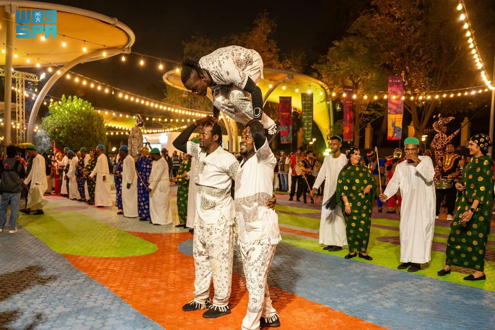 البلاد | انسجام عالمي الرياض تواصل الاحتفاء بالثقافة السودانية في "انسجام عالمي2" بحضور آلاف الزوار. صحيفة البلاد | وزارة الإعلام | هيئة الترفيه | برنامج جودة الحياة | 