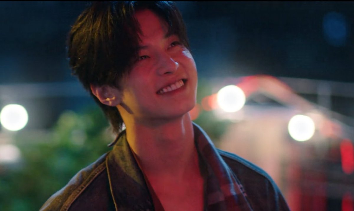 Lalalandrama_'s tweet image. smiley zhaozhao is my everything😭❤️

— #SpeedAndLove #HeYu