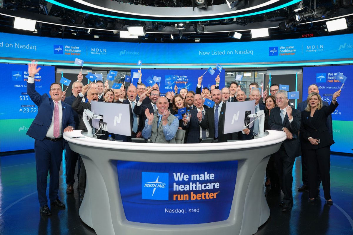 NasdaqExchange's tweet image. 📅 It’s official: @Medline is #NasdaqListed—welcome, $MDLN 🎉