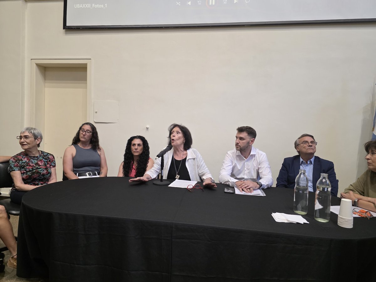 cejasmeliare's tweet image. Gracias @UBARectorado por invitar a @PPNArg a celebrar los 40 años del Programa #UBAXXII en momentos tan difíciles para seguir llevando a adelante el progrma. Hoy mas que nunca hay que revalorizar, apoyar y difundir la educación en contextos de encierro gracias a nuestra querida…