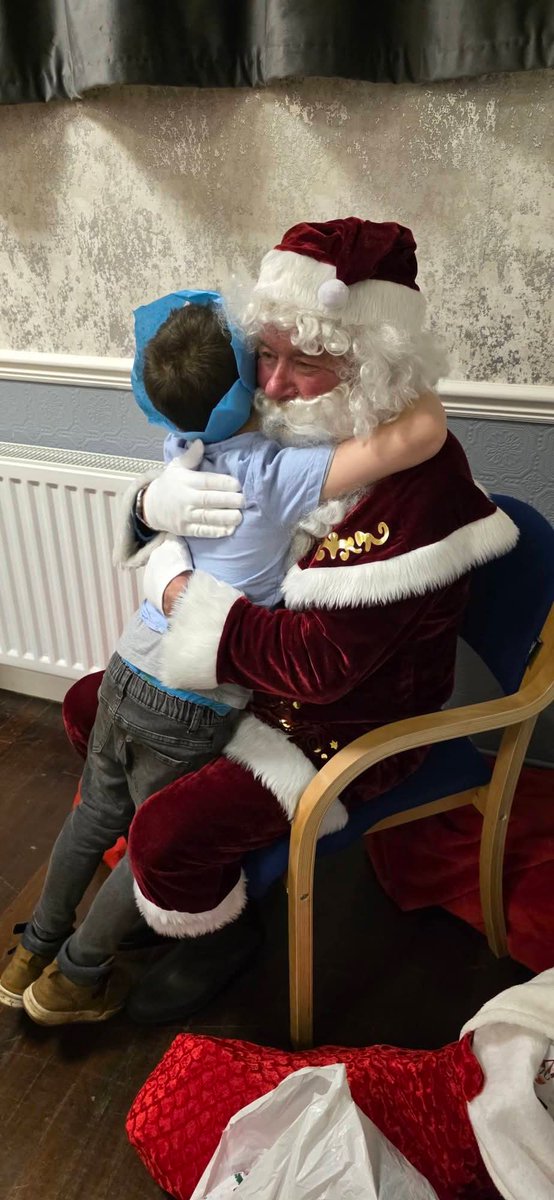 Rainbow_Stars1's tweet image. Friday saw our annual Christmas party. All ages, all inclusive. Of course Santa was there checking his list!! A huge thank you to everyone who sends donations it's events like this that wouldn't be possible without all those pennies. 

#partytime
#friendstogether
#christmas2026