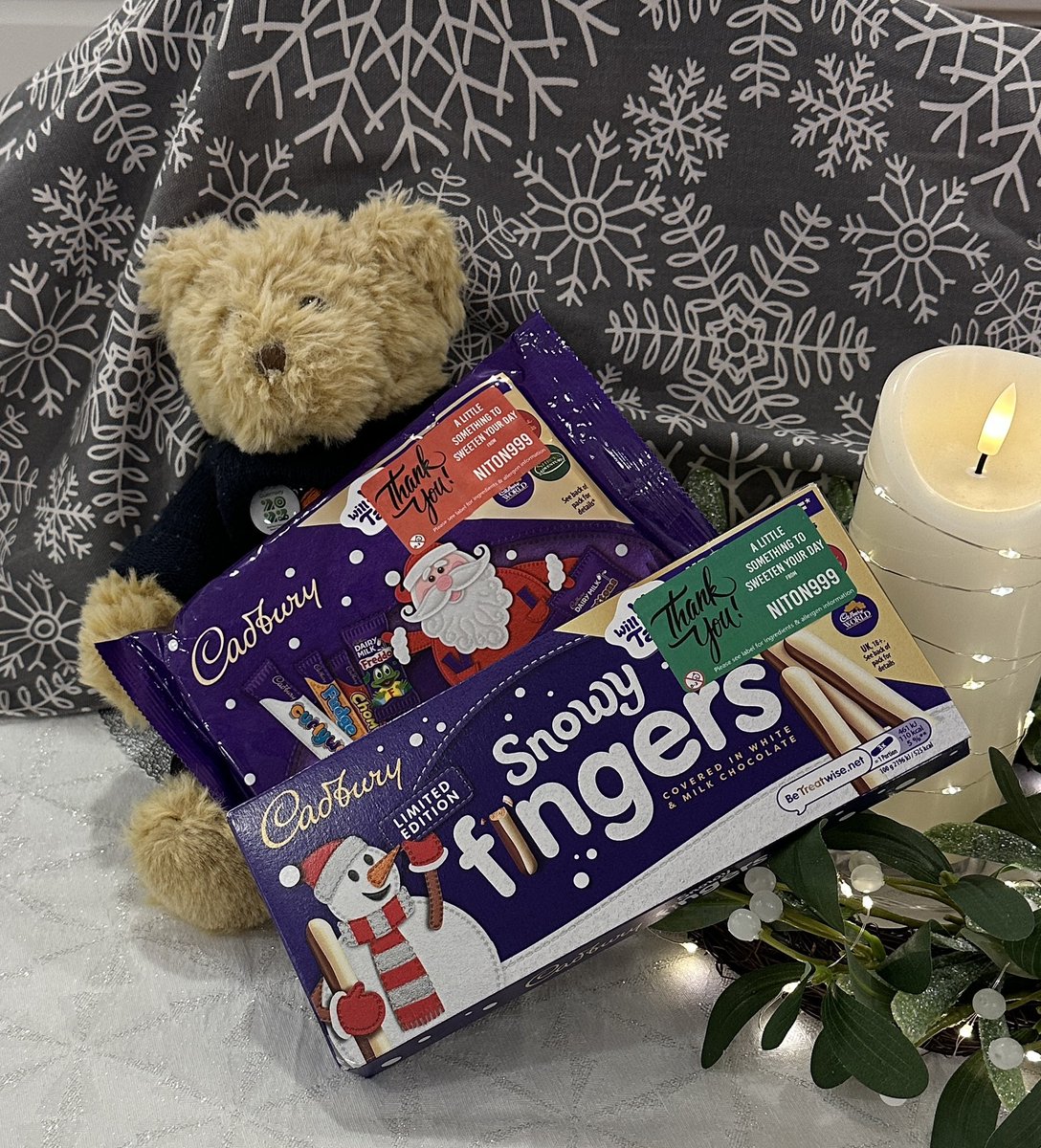 Look what those nice poeple at <a href="/Niton999/">Niton999 Equipment</a> sent to me along with a HUGE order for Guernsey Civil Protection. Thanks Tom for sorting the order out with The Boss and for knowing me so well. 🍫 🍪 🐻 🐾