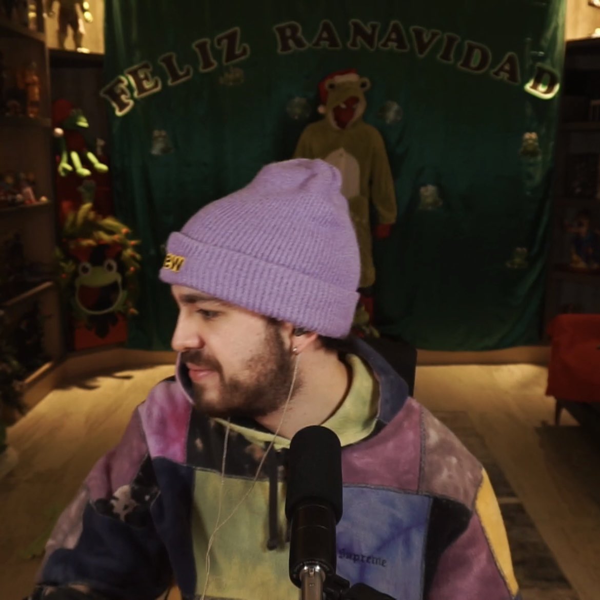 arifloresss_'s tweet image. 