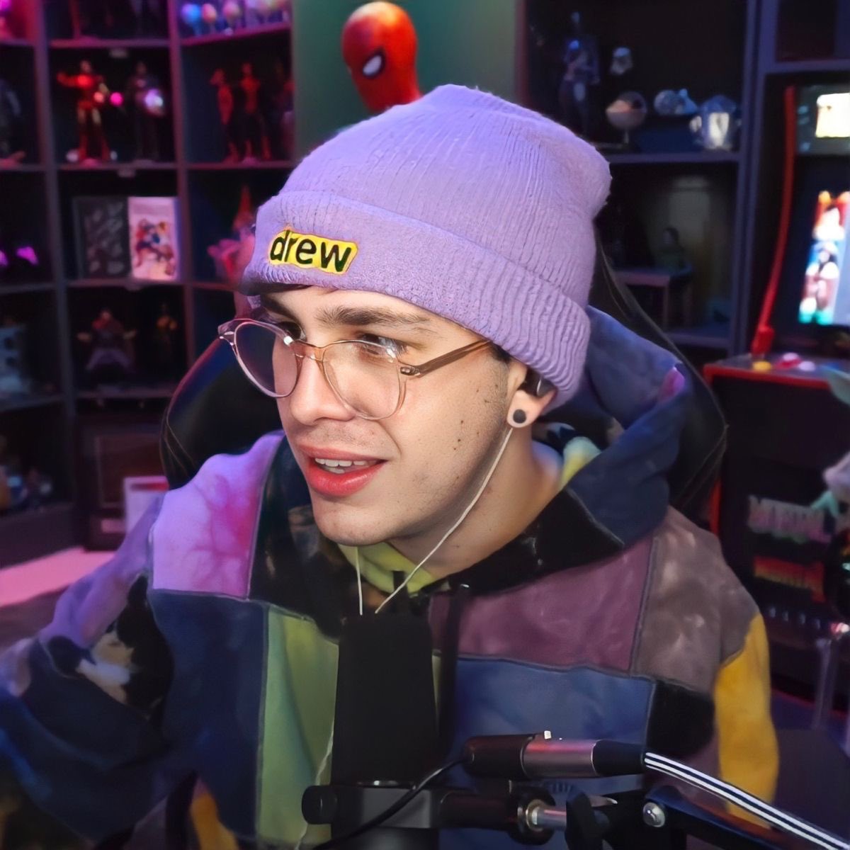 arifloresss_'s tweet image. 