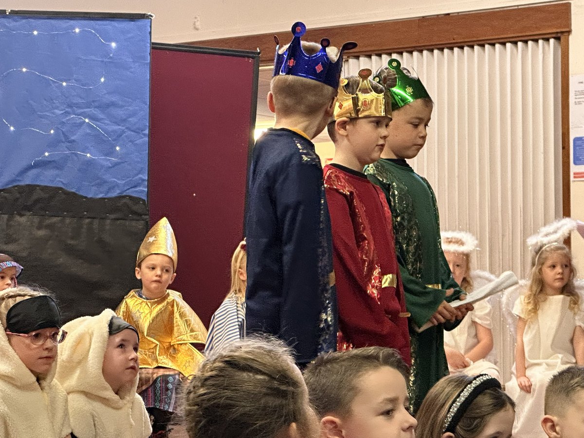 WhitehirstPs's tweet image. An amazing nativity performance from Primary 1,2 and 3 - super proud ⭐️ #heyewe #superstars #Christmas2025