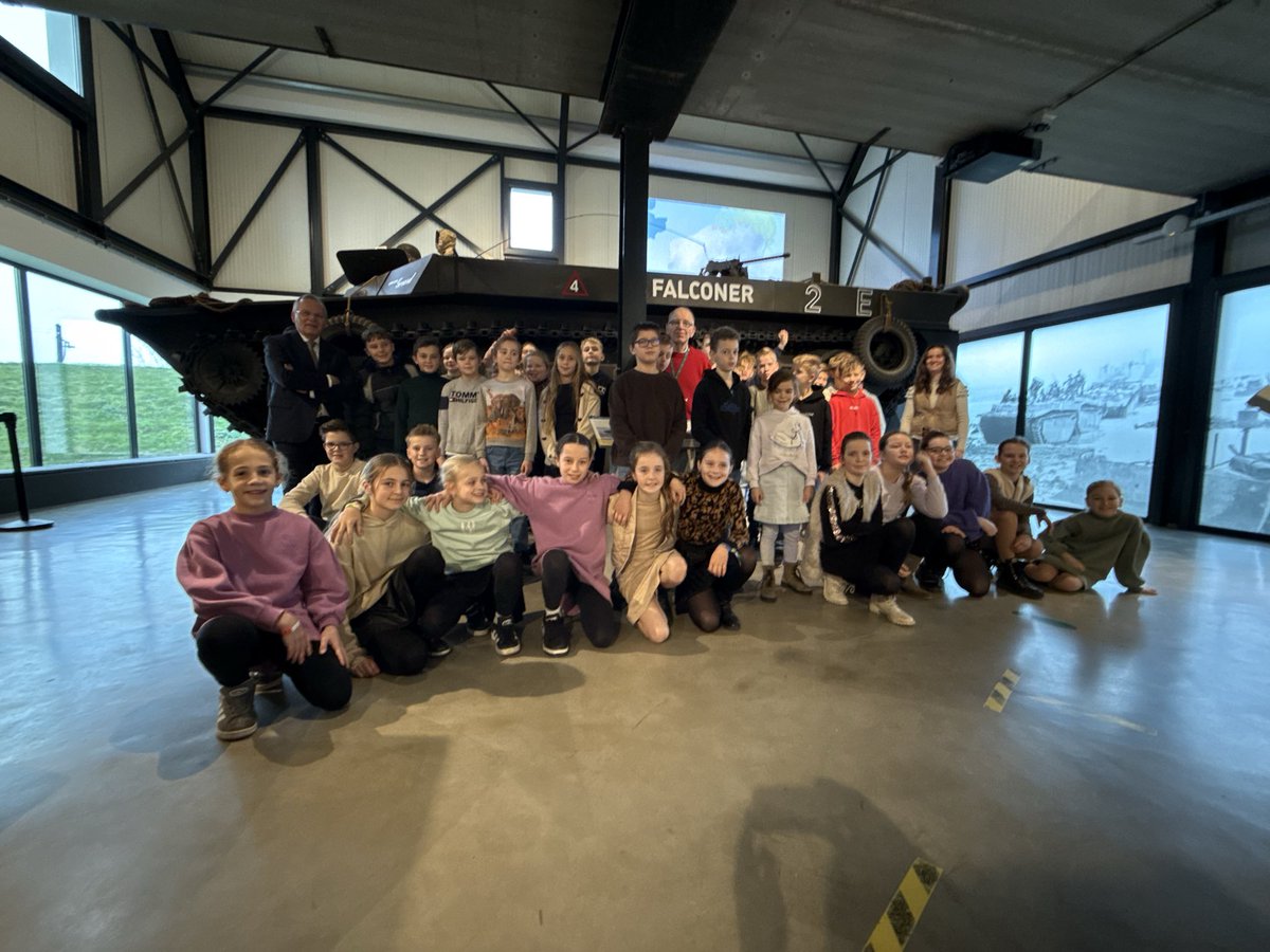 bevrijdingsmuseum tweet media