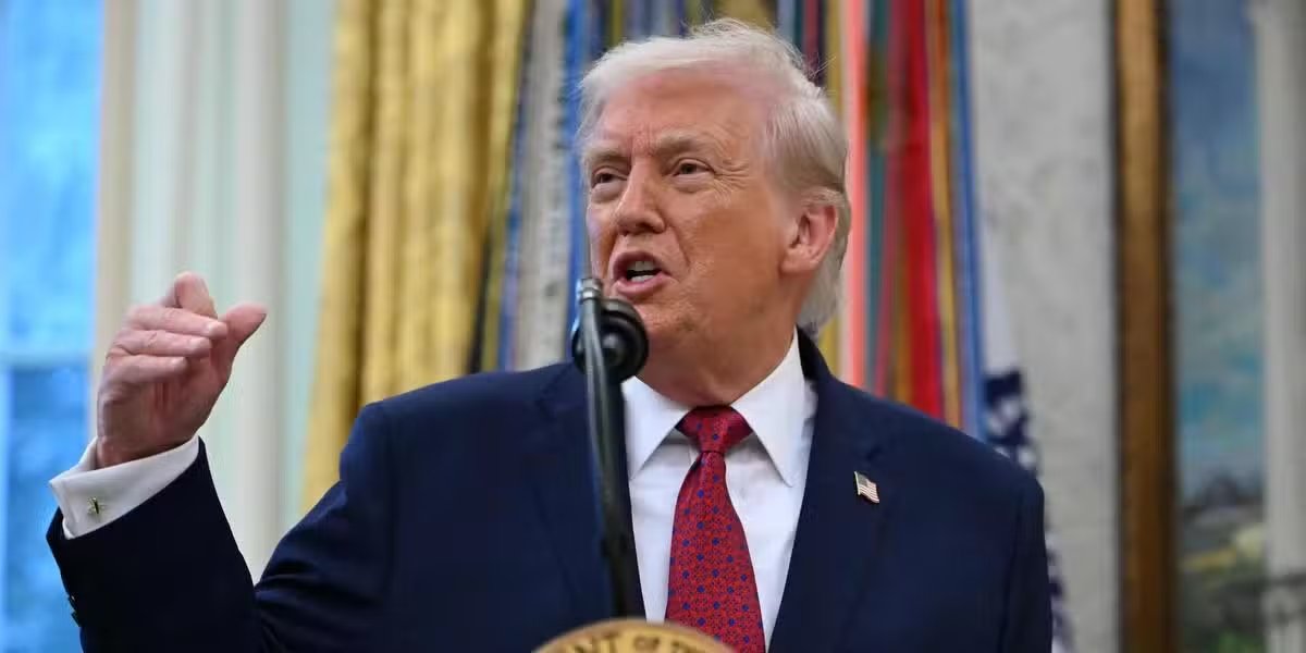 🚨🇺🇸 Cette nuit (3h du matin FR), Donald Trump "fera une annonce à l'Amérique" !

Il parlera en direct de la maison blanche pour revenir sur son année de mandat et ses succès "historiques"