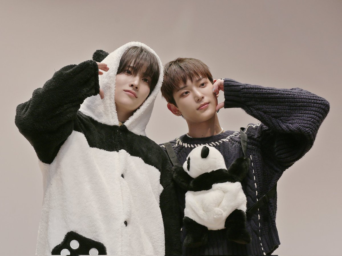 code__1129's tweet photo. 251106
보고 싶어서 잠 못이루는 밤... 
#마루즈 #ユウマ #유마 #YUMA #ハルア #HARUA #하루아 #andteam #앤팀 https://t.co/nrIe6jj02f