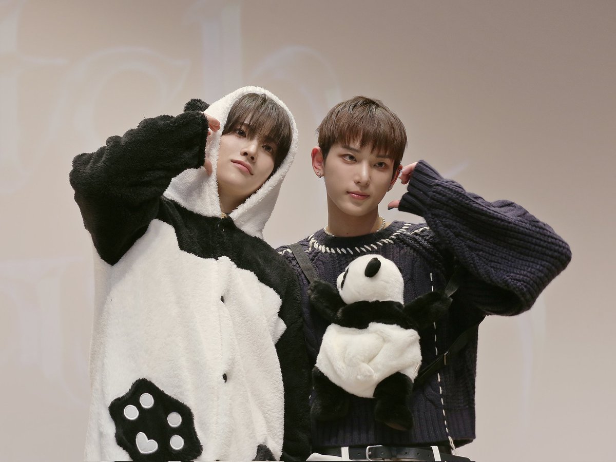 code__1129's tweet photo. 251106
보고 싶어서 잠 못이루는 밤... 
#마루즈 #ユウマ #유마 #YUMA #ハルア #HARUA #하루아 #andteam #앤팀 https://t.co/nrIe6jj02f