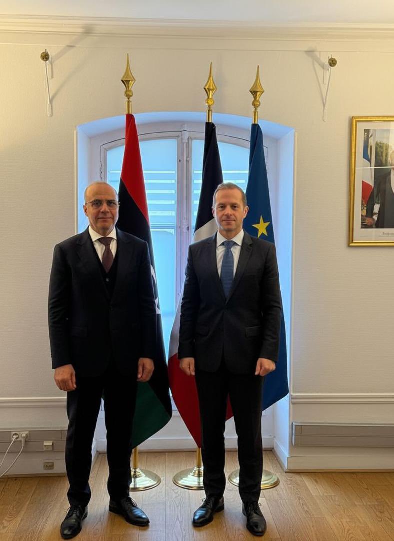 ALafidpc's tweet photo. سعدت اليوم بلقاء المبعوث الفرنسي الخاص، السيد بول سولير، في قصر الإليزيه بباريس. بحثنا تعزيز العلاقات الثنائية ودور فرنسا في دعم المسار السياسي. أكدنا على ضرورة خلق توافق وطني يفضي لانتخابات جامعة تحقق استقرار ليبيا والمنطقة. 🇱🇾🇫🇷 https://t.co/V4qCovS5HN
