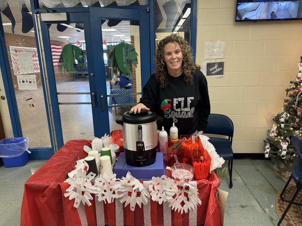 Ms. Bayles tweet media