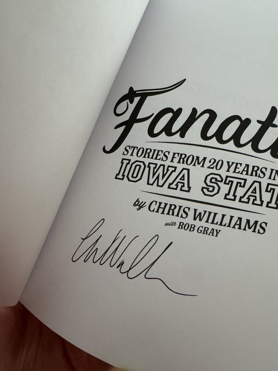 _jaredransom's tweet photo. It’s HERE!! #FanaticBook @ChrisMWilliams @brentblum @ROBWGRAY https://t.co/e3q94oYTHP