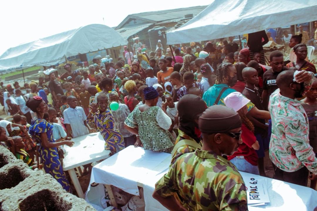 FETPAC (Feed People at Christmas) has fed and put smiles on the faces of over 2000 kids in 5 communities across Lagos since 2019. 

2025 won’t be any different, FETPAC 25” promises to be exciting and unforgettable but we can’t do it alone, we need your support, help us make