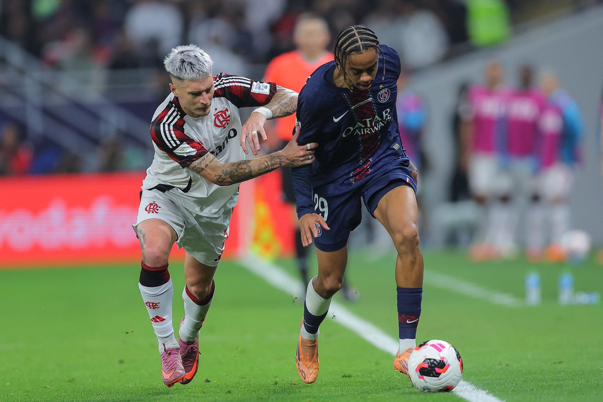 مباراة باريس سان جيرمان و فلامينغو تتجه إلى ركلات الترجيح لحسم بطل نهائي كأس القارات للأندية بعد التعادل الإيجابي 