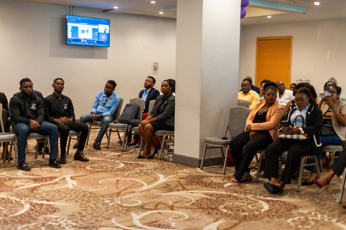 RANKONT-ÉDU tweet media