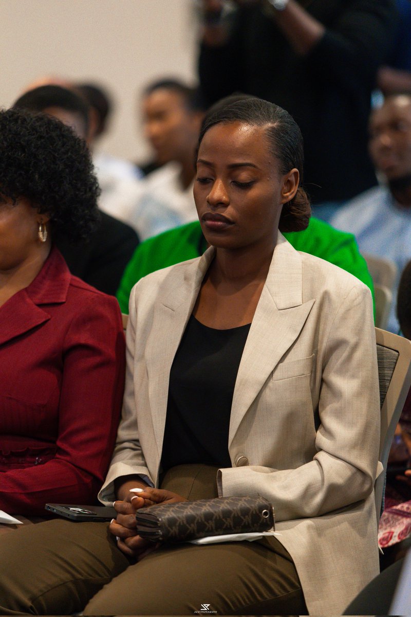 RANKONT-ÉDU tweet media