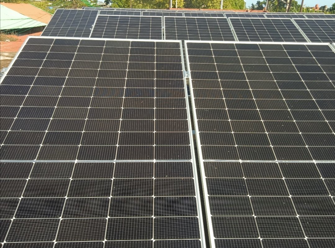 💙🇨🇺 Con la inauguración este #miércoles del sistema fotovoltaico en el taller de transporte  de <a href="/ETECSA_Cuba/">ETECSA</a> #Camagüey  se logra un paso más dentro del estratégico y complejo plan nacional para avanzar hacia una mayor soberanía energética, un sueño de #FidelPorSiempre.