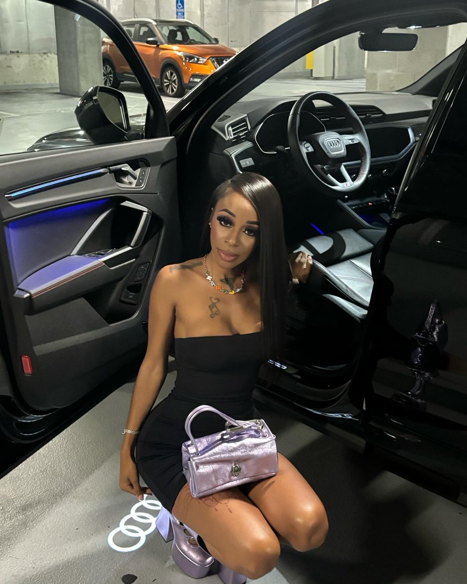 Prettykiakia tweet media