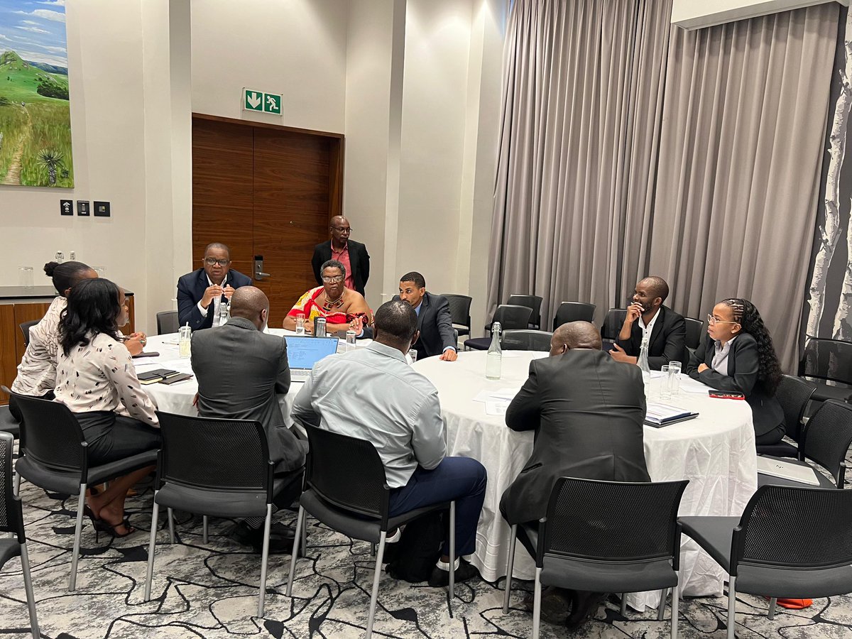AfCFTA's tweet photo. The @AfCFTA Secretariat concluded a stakeholder engagement and capacity-building mission in #Eswatini, advancing implementation of the #AfCFTA Protocol on Investment. 

The mission reviewed the Diagnostic Gap Analysis, discussed National Focal Points, and exchanged views on Eswatini’s #investment climate. A policy dialogue highlighted data-driven investment promotion, regulatory predictability, investor aftercare, and integrating sustainability and digitalisation for long-term competitiveness. 

The programme was delivered with strong support from the Government of Eswatini, Eswatini Investment Promotion Authority (EIPA), and the private sector.